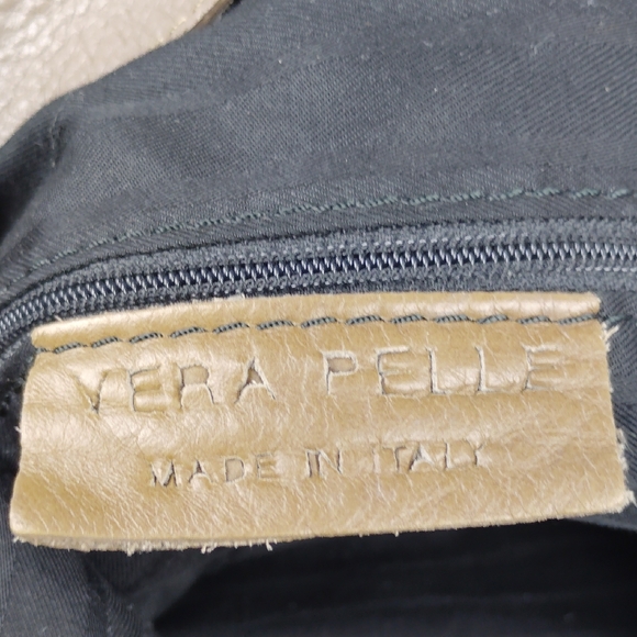 Vera Pelle Leather Handbag. - Picture 16 of 16
